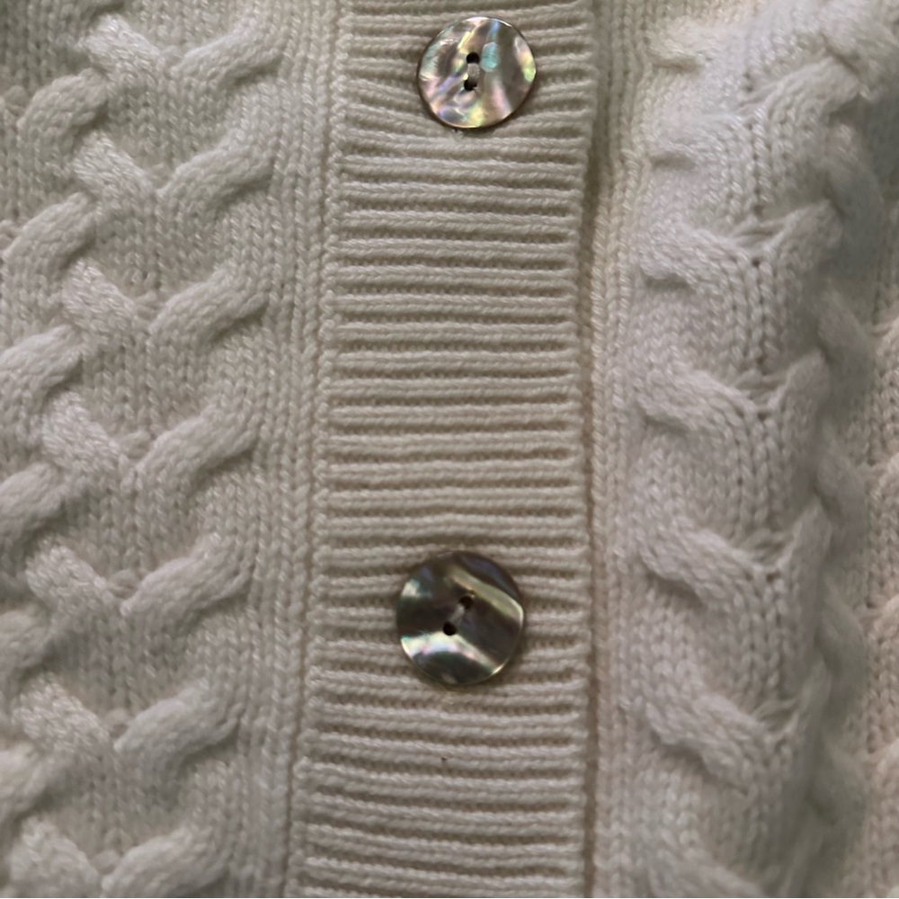 Cashmere Elegant Cream Cable Knit Sweater